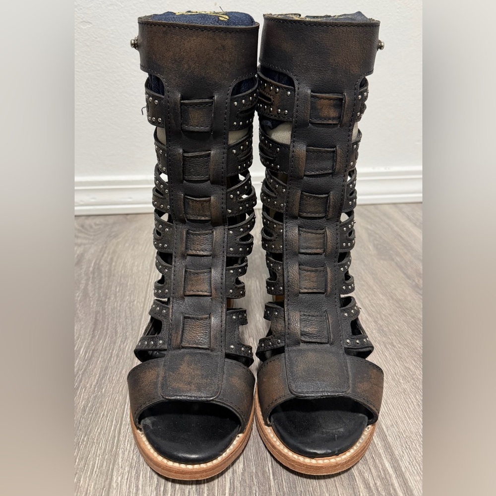 Freebird Lotus Studded Black and Brown Women's Heeled Sandals - Picture 2 of 11